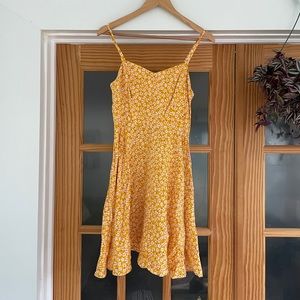 Daisy floral skater dress sz S